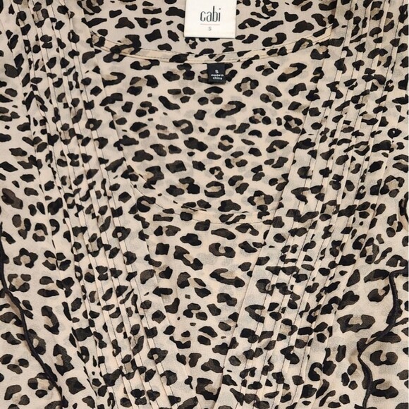 CAbi Top Flutter Blouse Ruffle Sleeveless Cheetah Animal Print Black Cream S - Picture 14 of 16